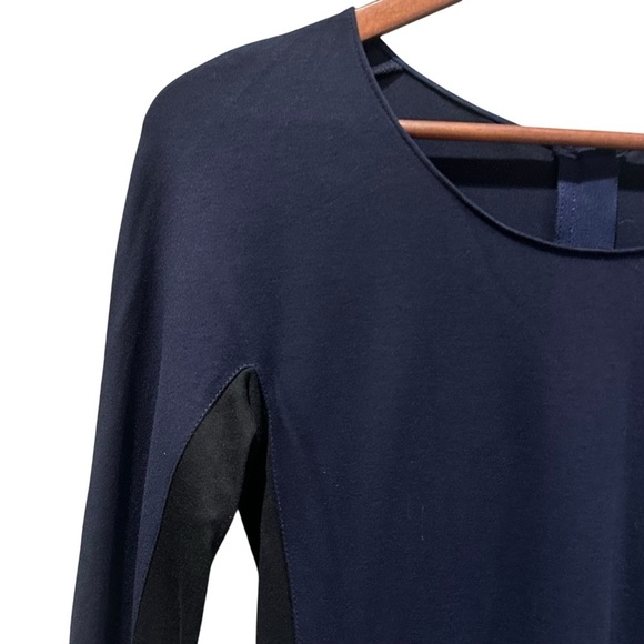 Babaton Scoop Neck Stretch Sheath Dress Navy w/Black Side & Sleeve Panels Size 8 - Picture 2 of 8